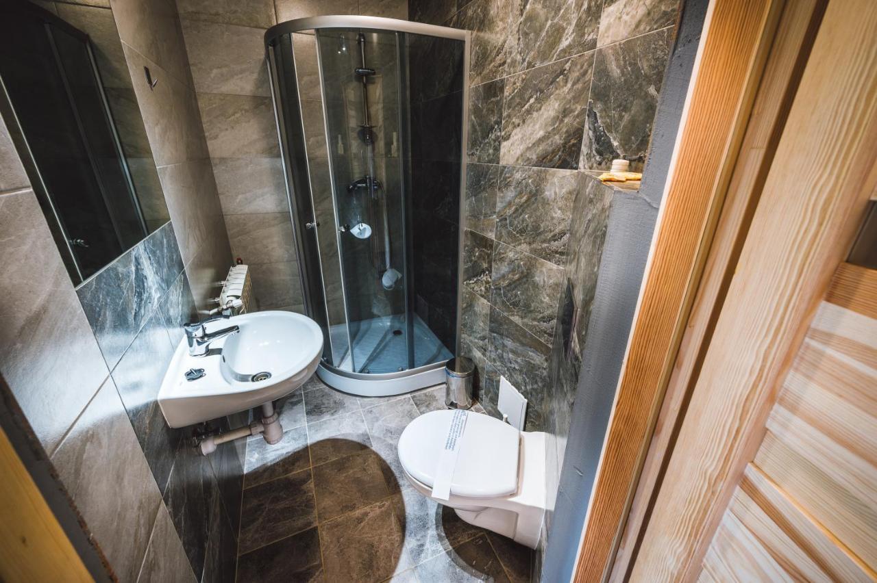 Pokoje I Apartamenty Nad Potokiem Zakopane Ngoại thất bức ảnh