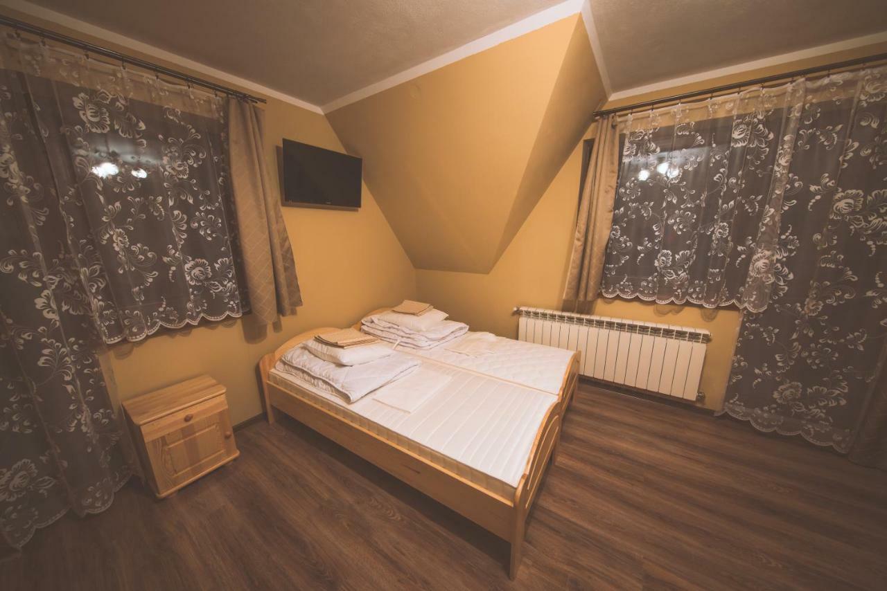 Pokoje I Apartamenty Nad Potokiem Zakopane Ngoại thất bức ảnh